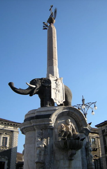 statua dell'elefantino Catania Hotel Nettuno